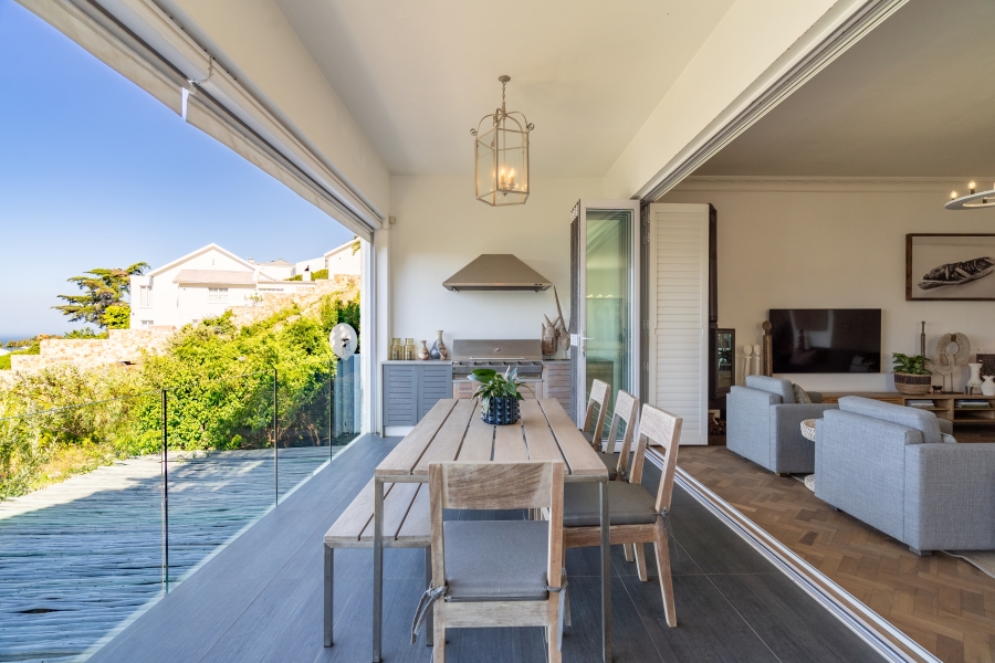 5 Bedroom Property for Sale in Simons Kloof Western Cape